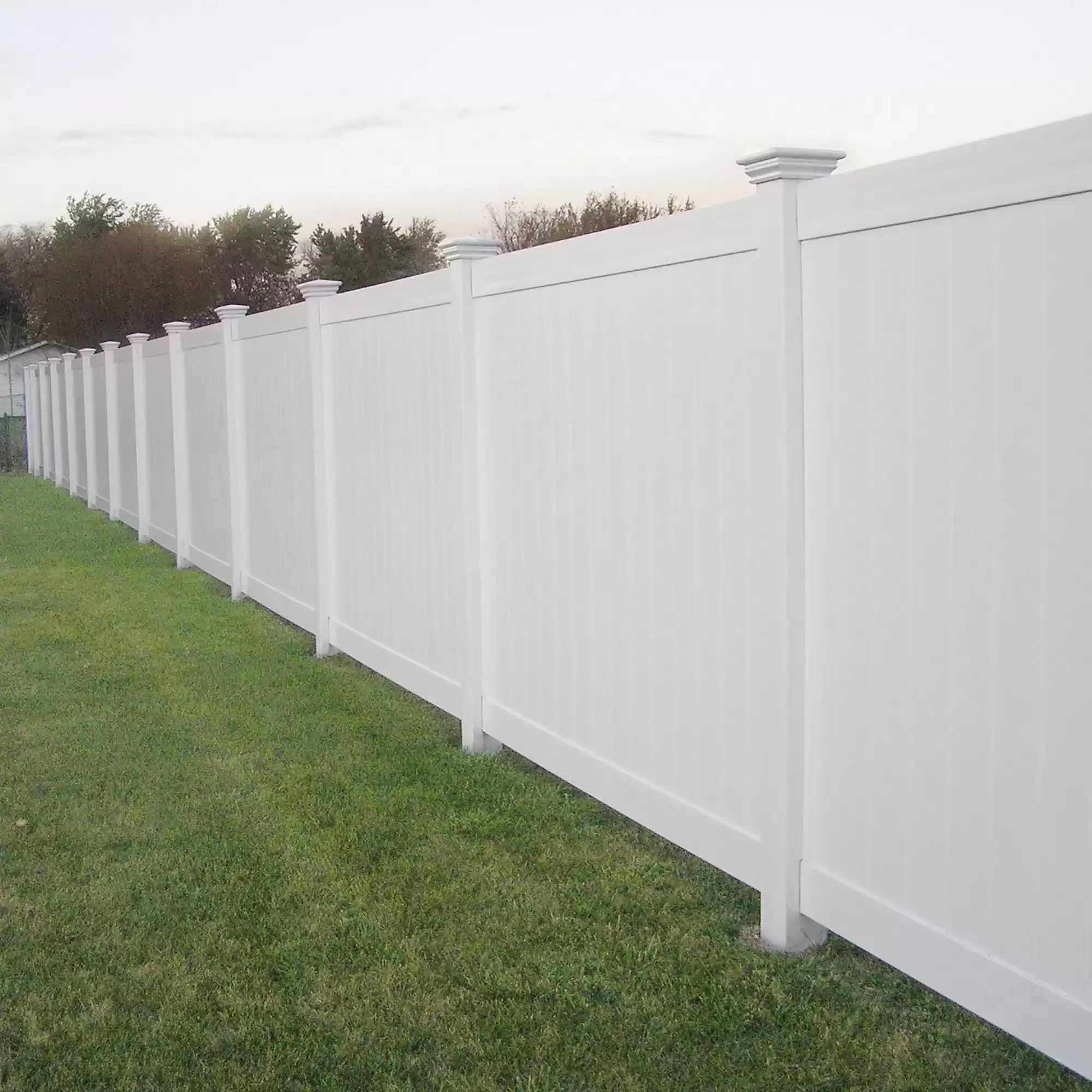 Horizontal Vinyl Fence
